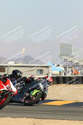 media/Jan-14-2024-SoCal Trackdays (Sun) [[2e55ec21a6]]/Turn 16 Set 1 (1115am)/